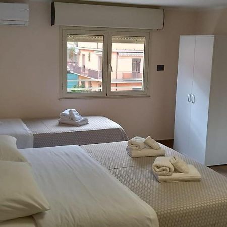 B&B Omnia Scilla Kültér fotó