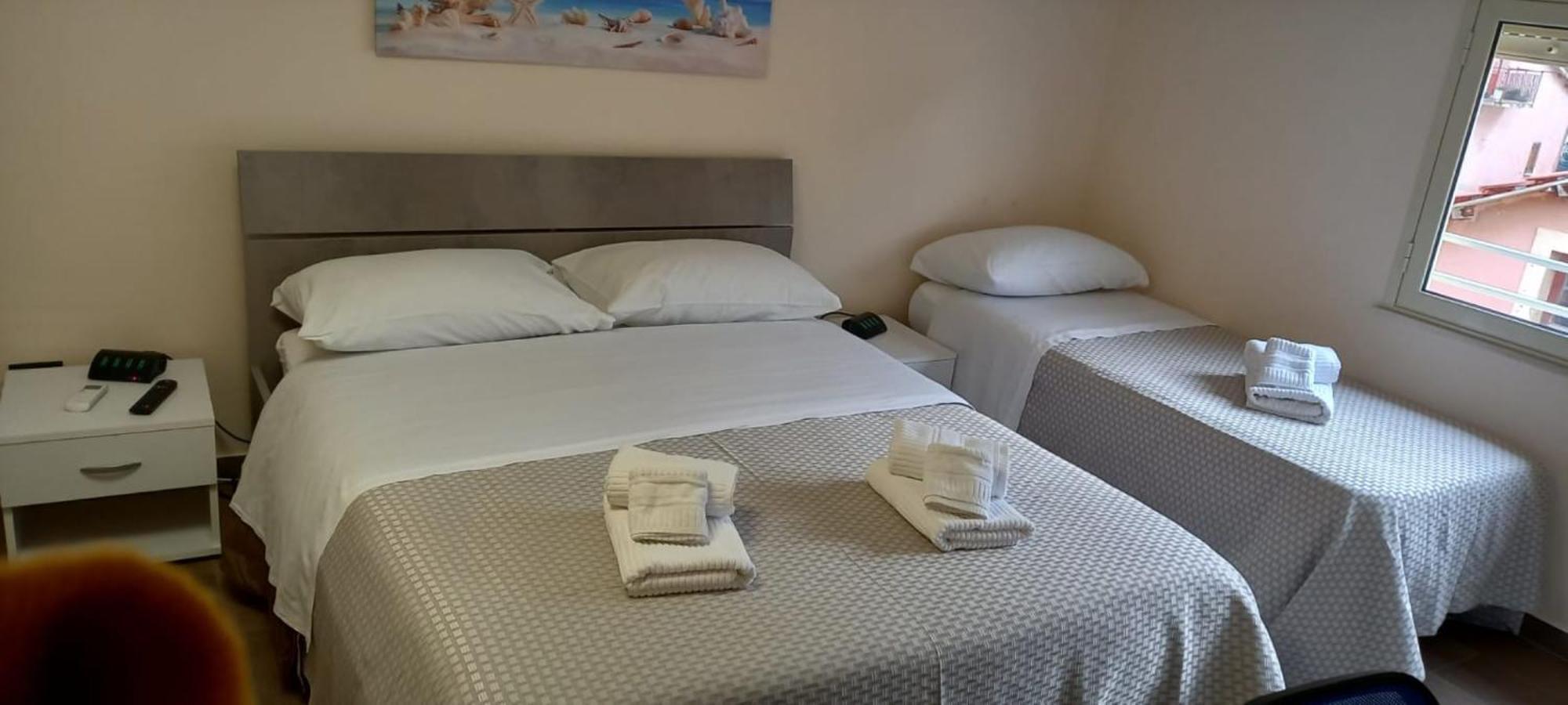 B&B Omnia Scilla Kültér fotó